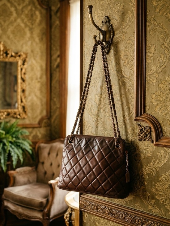 CHANEL Handbags - Authentic CHANEL Matelasse Quilted Leather Shoulder Bag with Gold Chain